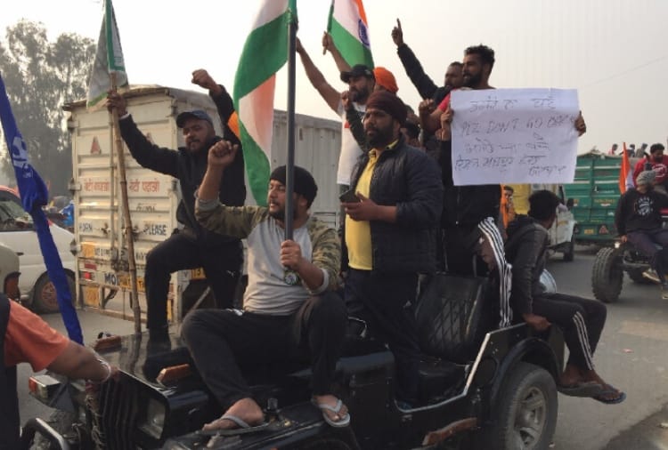 Kisan Andolan News: Farmers are returning from Kundli border