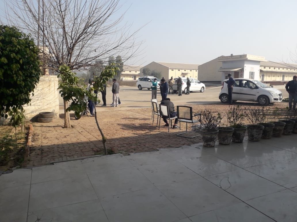 Four CBI teams raid FCI and Hafed warehouses