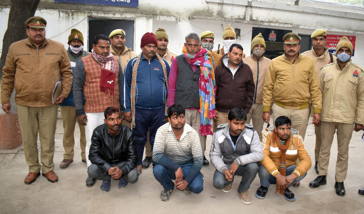 Eight people of adulterated liquor arrested, liquor also recovered
