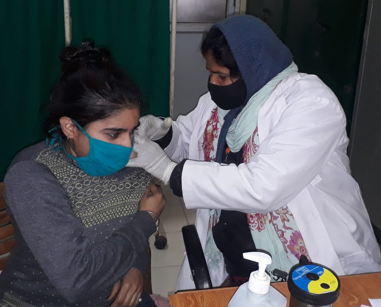 Hathras: 1,651 personnel and officers at nine centers get Corona vaccine