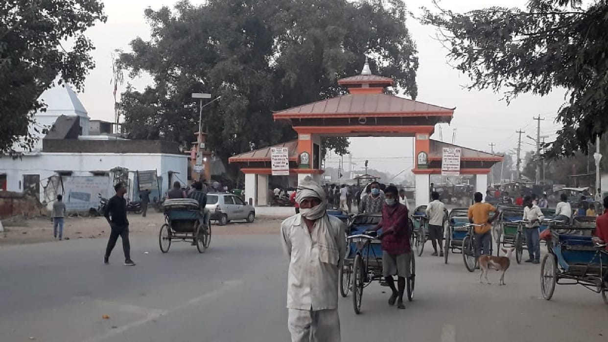 News of opening border coming from Nepal, officers are refusing here