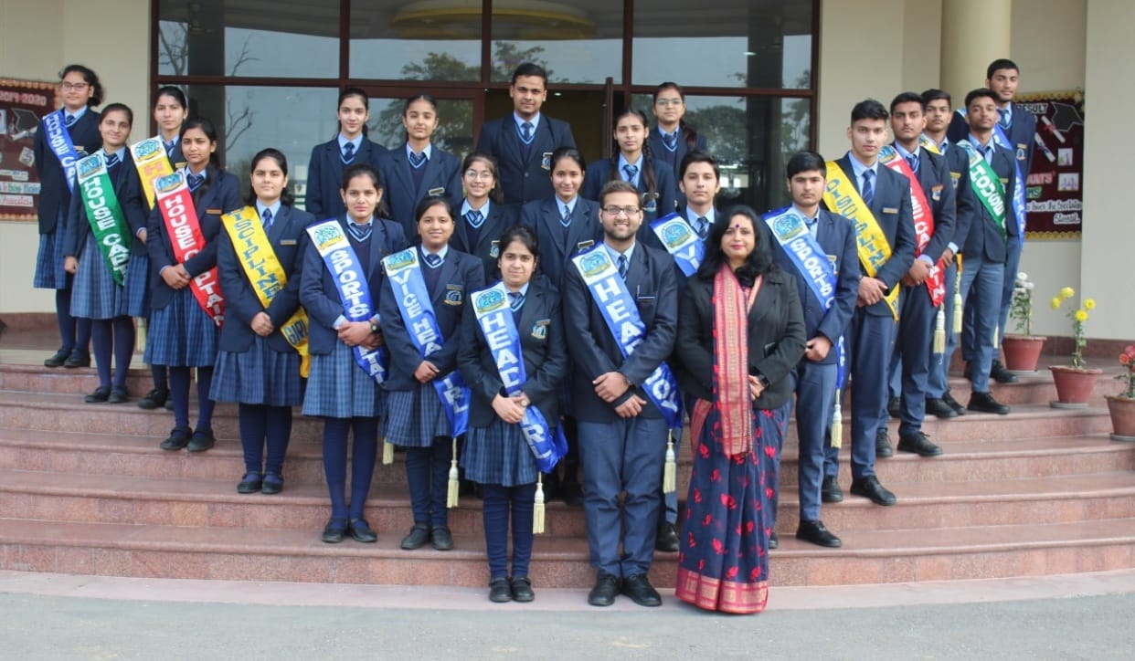 Ishita head girl, Raghavendra becomes head boy