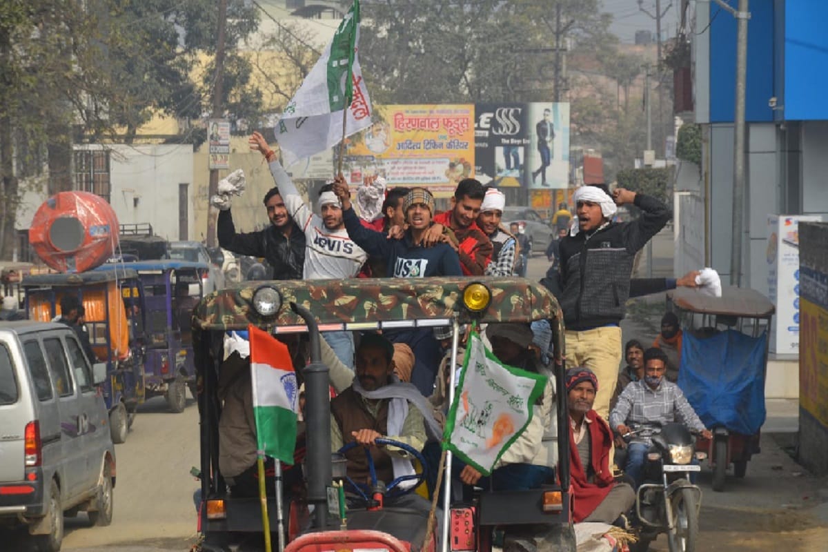 Kisan Mahapanchayat Muzaffarnagar News in Hindi: Chaudhary Naresh Tikait said that we can kill but not insult the country