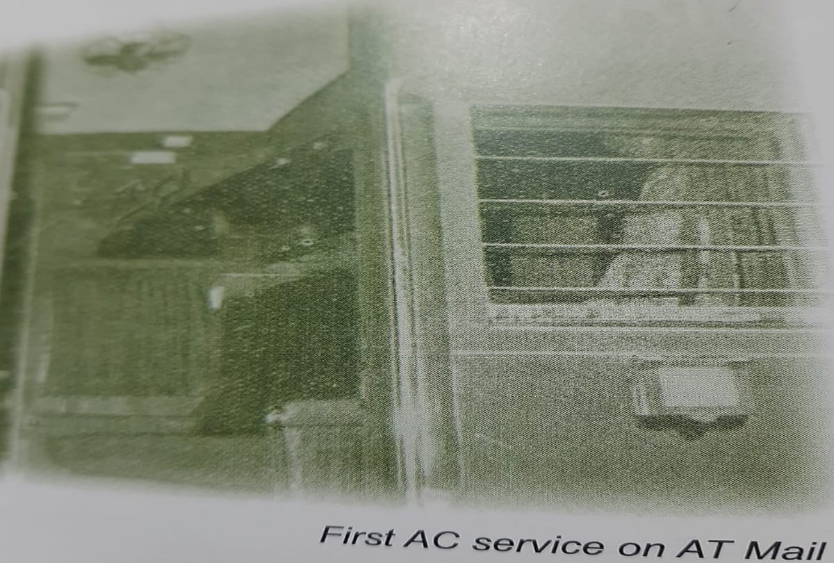 head TTE saluted Passengers in first class coach on train