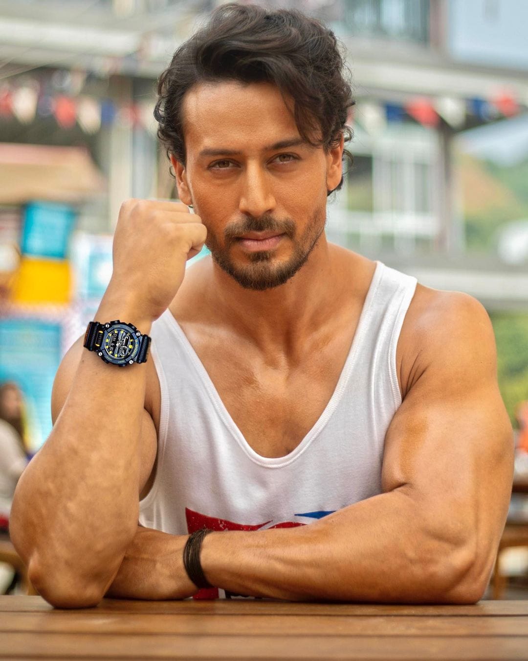 Tiger Shroff, Kriti Sanon starrer 'Ganpath' to release in Christmas