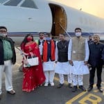 दिल्ली में भाजपा का राष्ट्रीय महासचिव कैलाश विजयवर्गीय और भाजपा नेता मुकुल रॉय के साथ तृणमूल कांग्रेस के बागी विधायक।