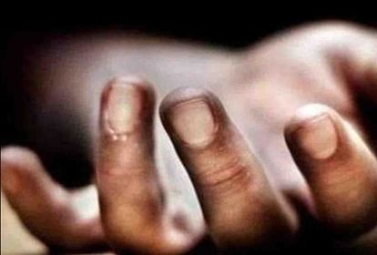 Dead body of youth found in farrukhabad