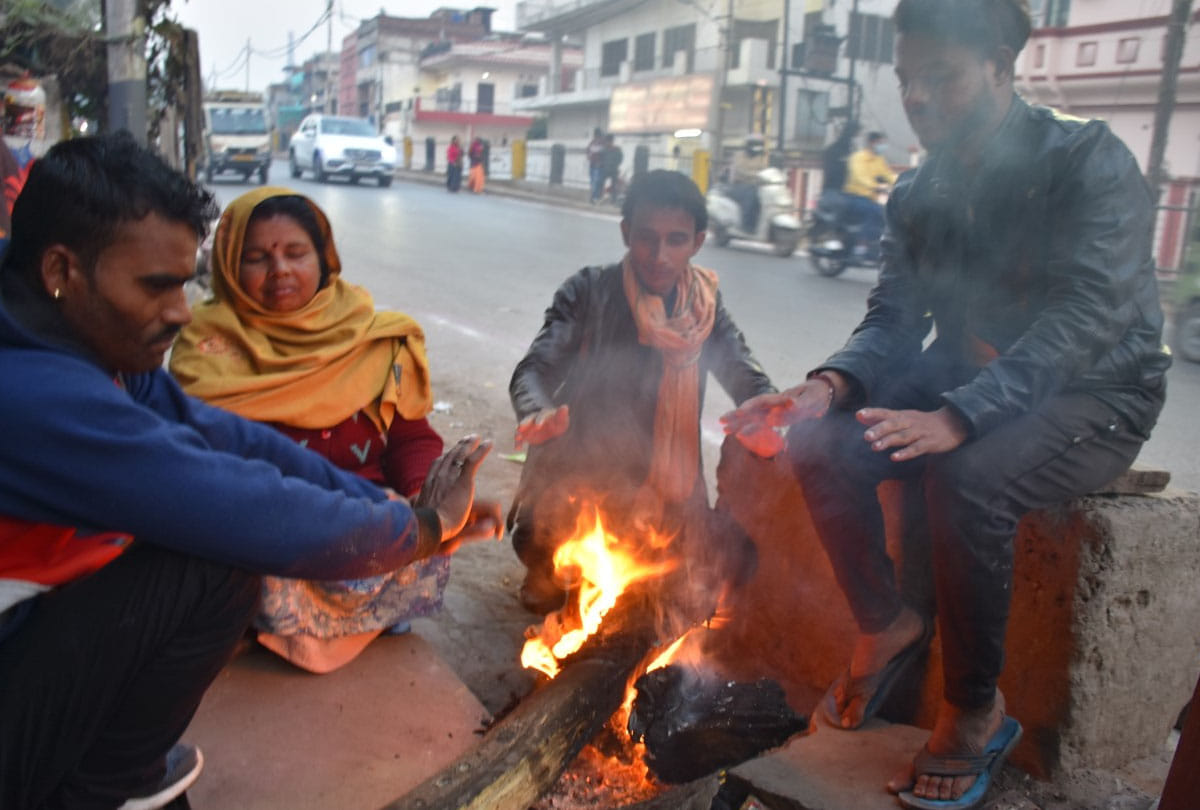 Kanpur Weather Update, Severe cold day, mercury dropped by four degrees, warning of fog and cold wave