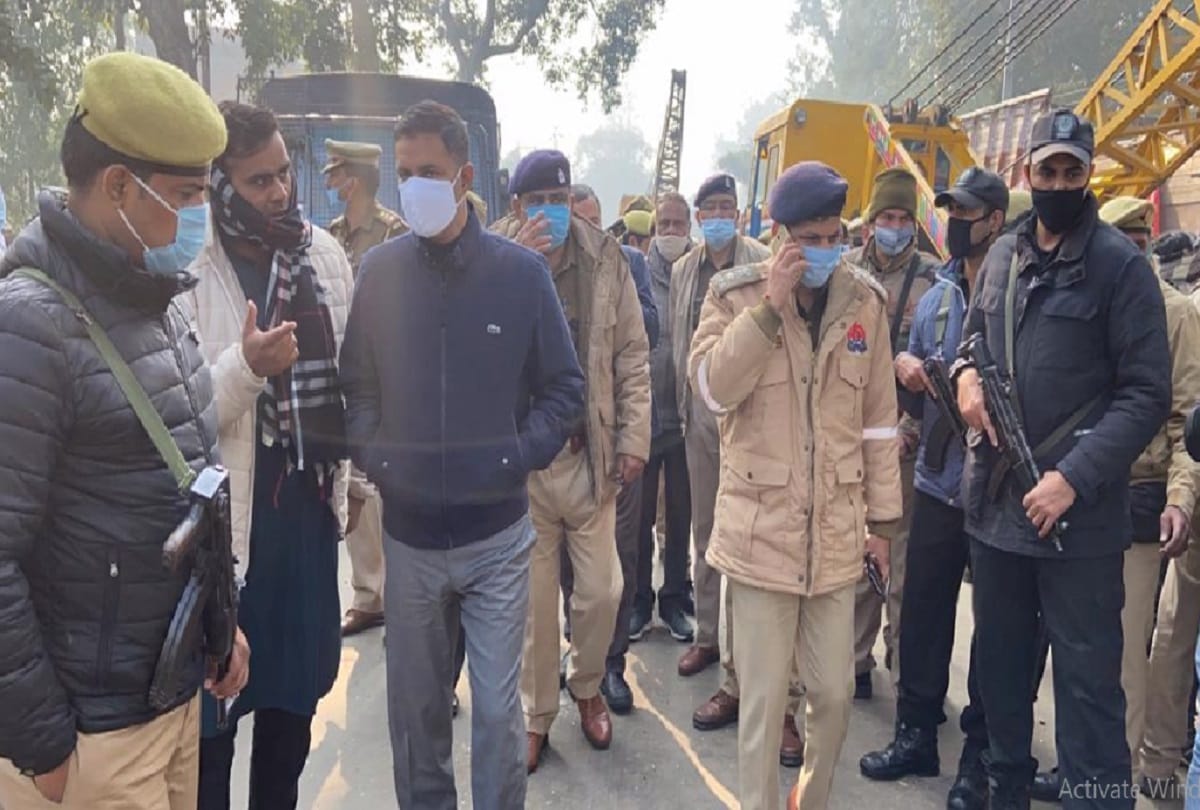 big road accident on UP Agra-Moradabad highway in moradabad see photos