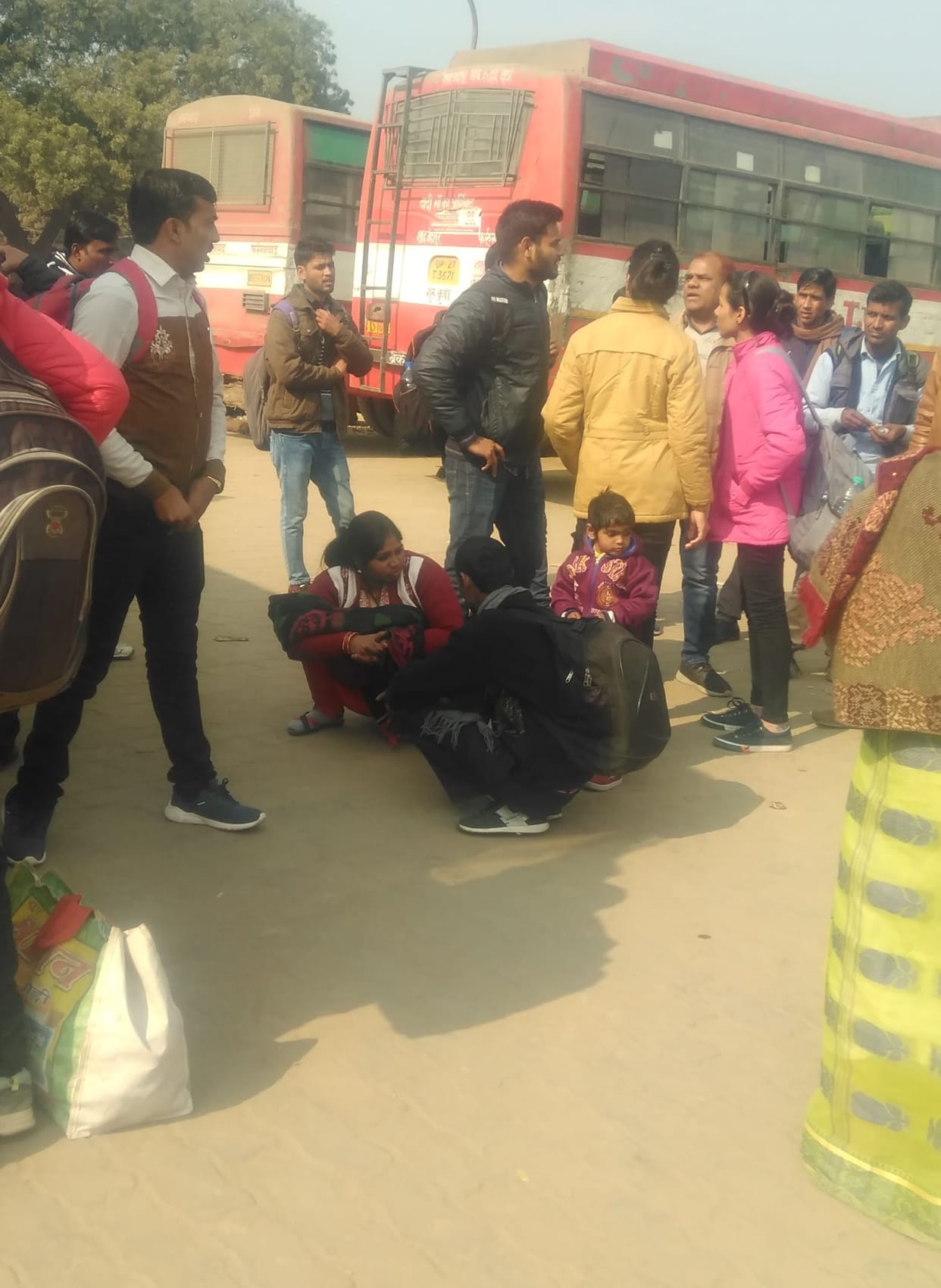 Passengers troubled by the crowd of examinees