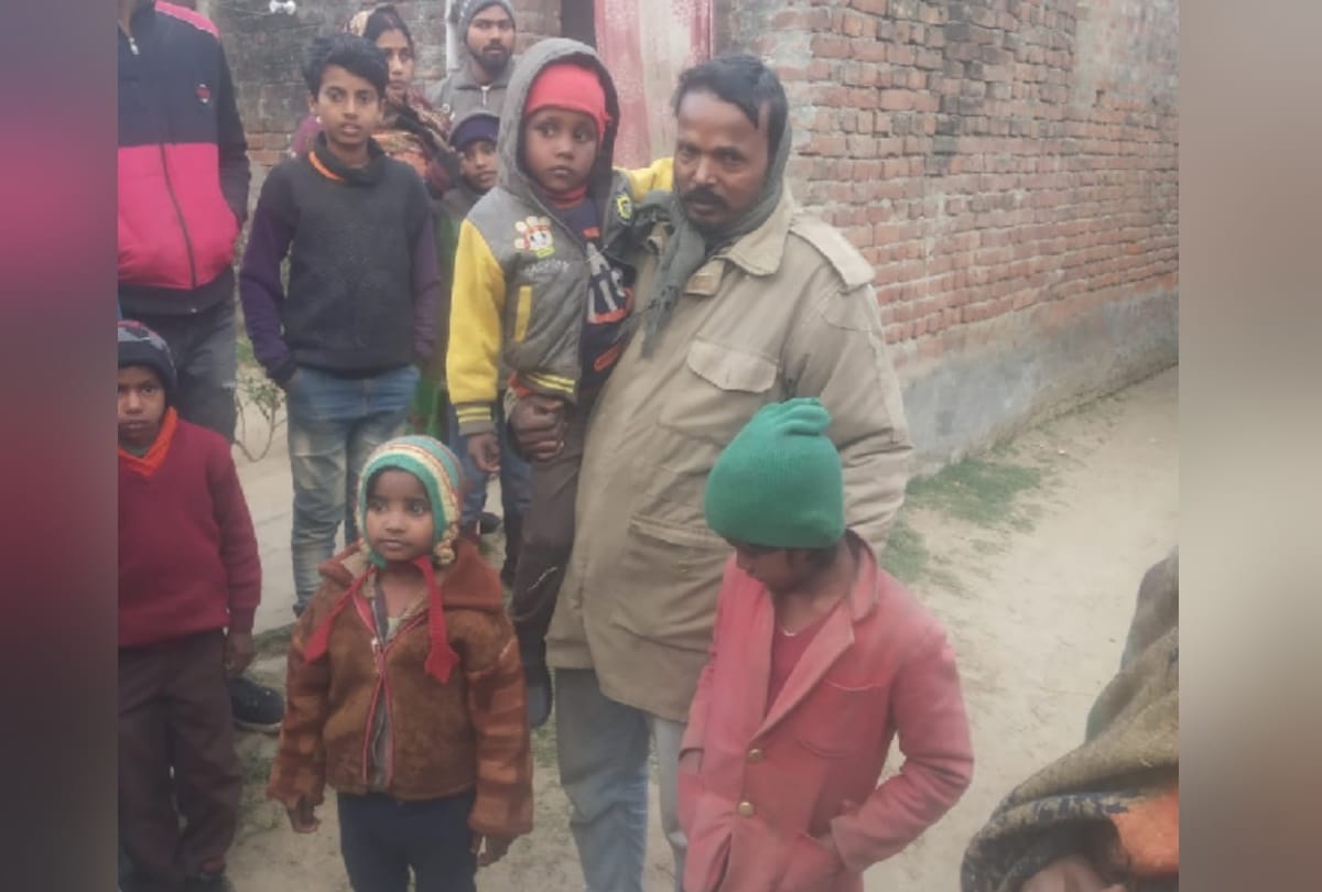Miscreants Three children kidnapped and run leaving child due to caught by people in gorakhpur