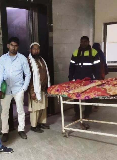many lifts not working in medical college patients are in trouble