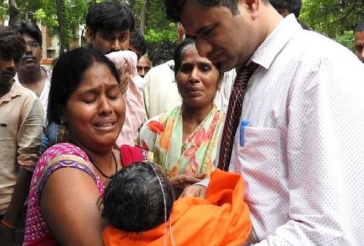 Dr. Kafeel history sheet open by Police in case of oxygen scandal at Gorakhpur