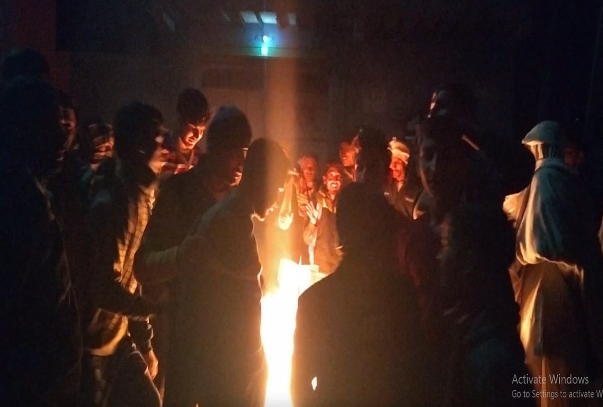 Baghpat: Government effigy burnt in Naurojpur Gurjar village ban on BJP leaders coming
