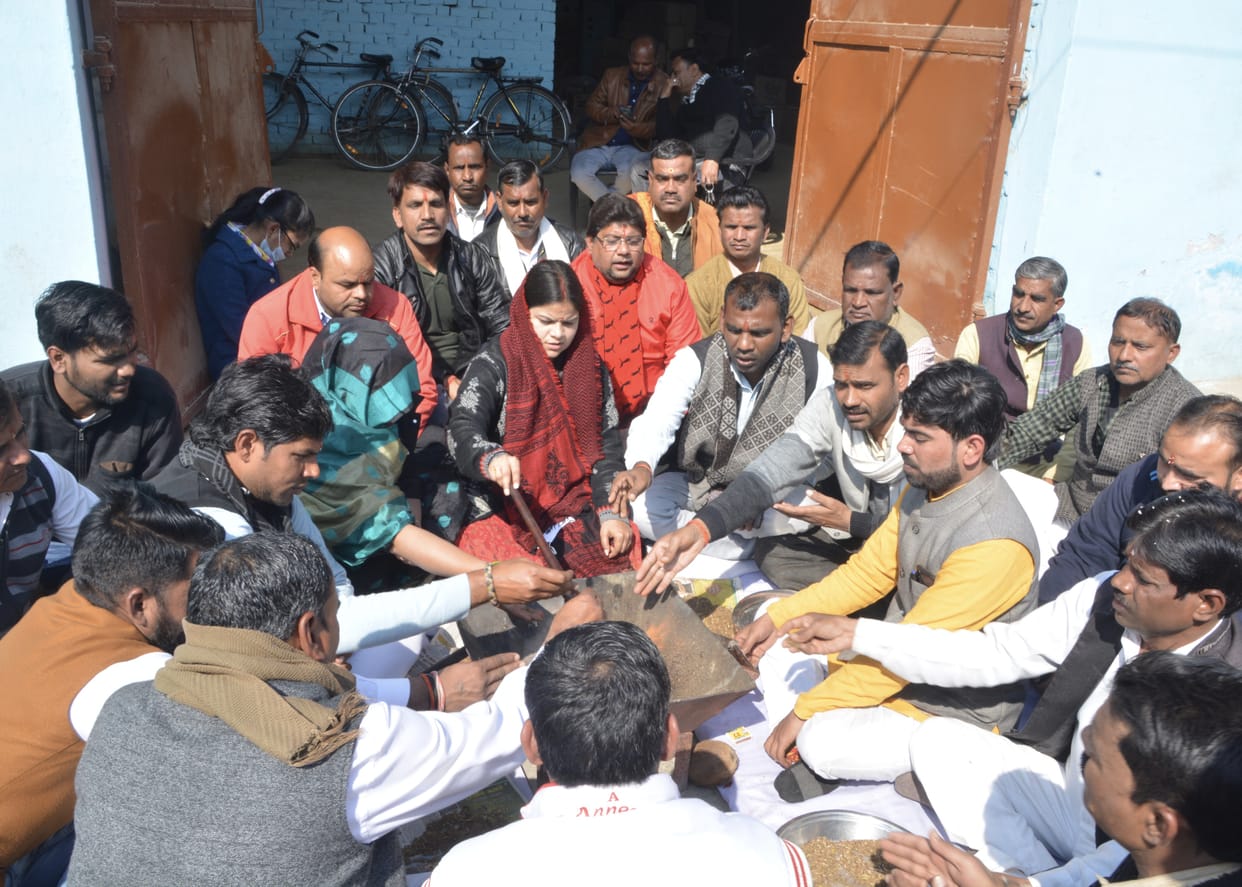 Mayor performed Bhoomi Pujan in presence of enforcement team