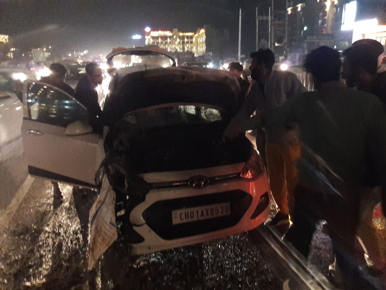 Fire in a moving car due to short circuit