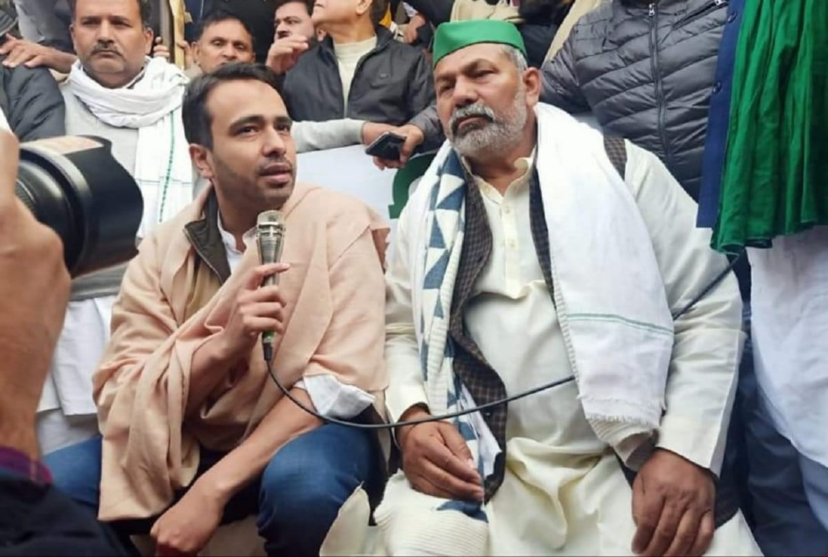 Opposition parties of Uttar Pradesh wants to create alliance through Rakesh Tikait for upcoming UP Election 2022