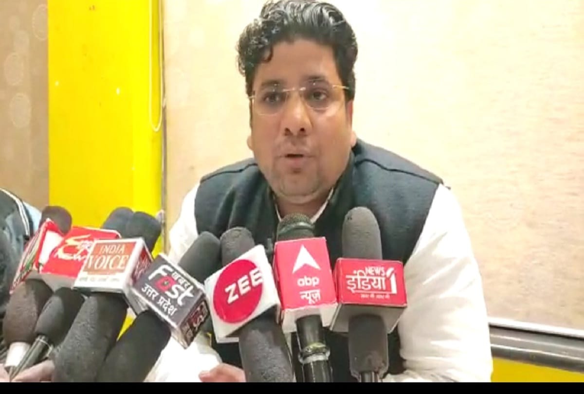 congress leader sachi chaudhary said If do not file a case against BJP leader brijesh chaudhary will go on a fast unto death