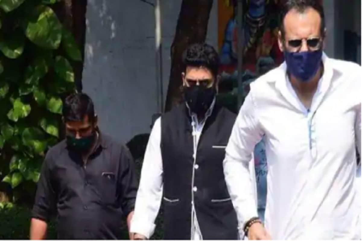 Abhishek Bachchan attends producer Bunty Walia father funeral See in pics