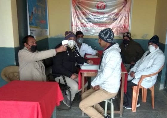 Checkup and distribute medicines to 6581 patients