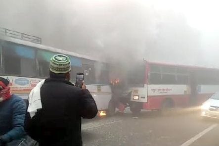 Two roadways buses collide in Bijnor, ten injured