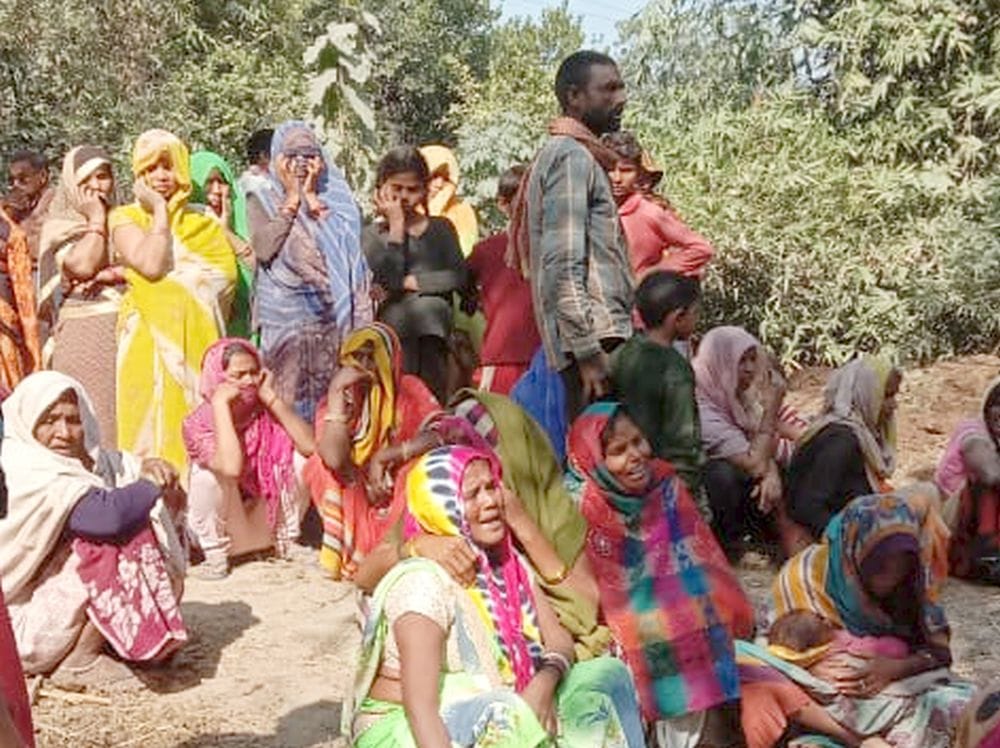 woman,well,jumping,fathepur news,killed