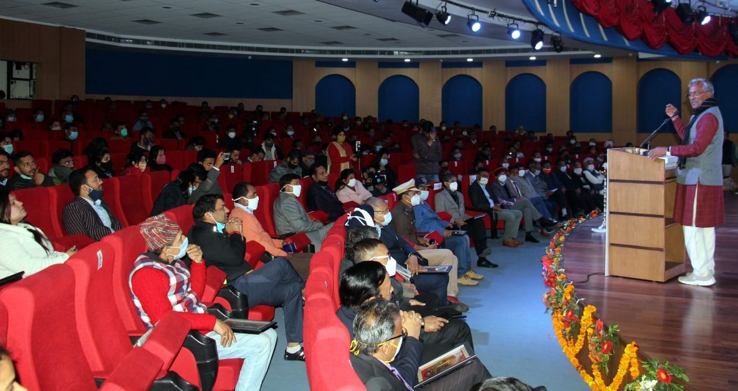 dehradun news : Amar Ujala Corona karmveer samman program in dehradun watch photos