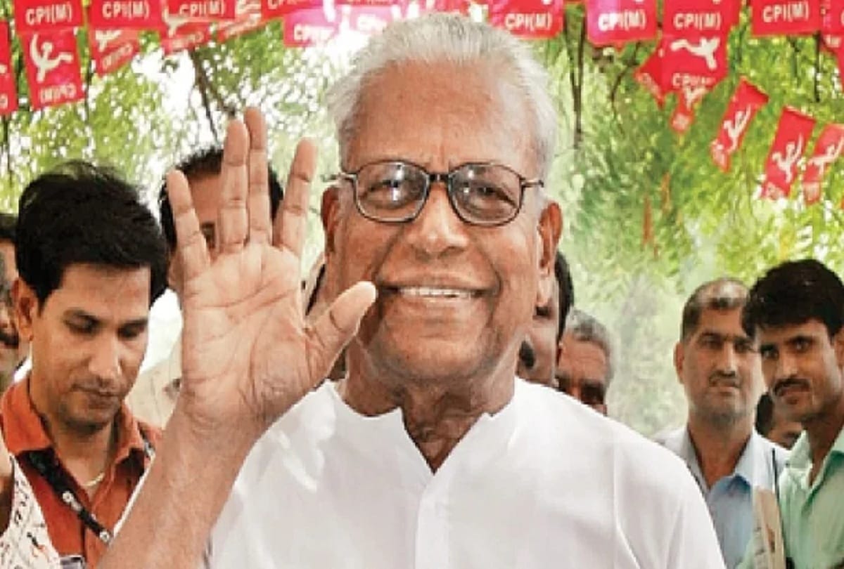 VS Achuthanandan resigns as chairman of Kerala Administrative Reforms Commission