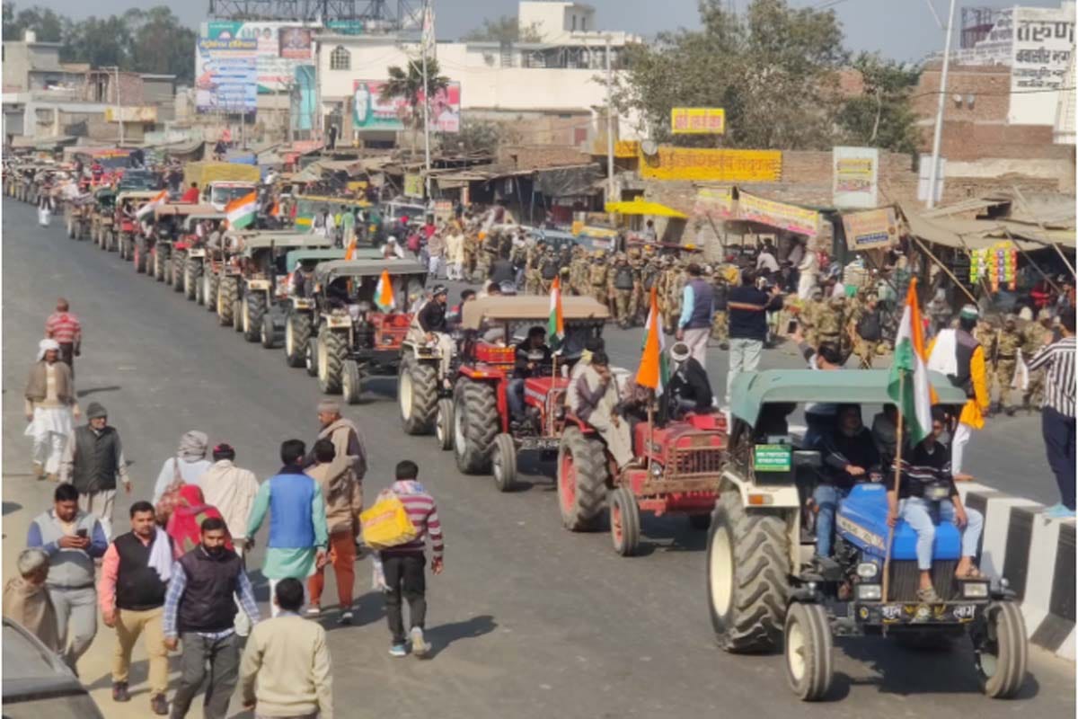policeman supporting farmers on social media, cyber cell started monitoring