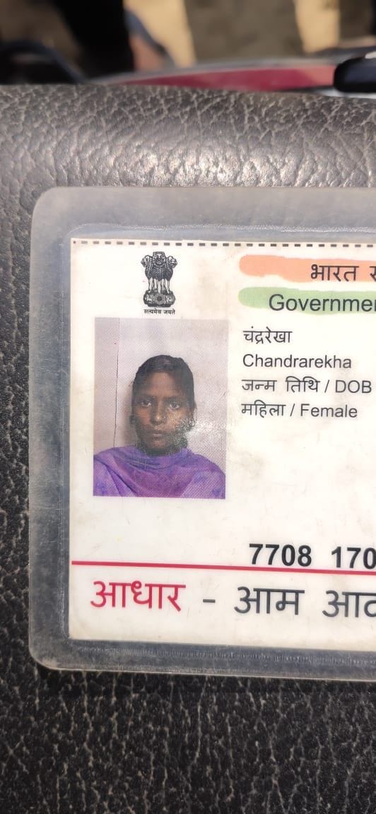 Married woman hanged after talking to father on phone, dies