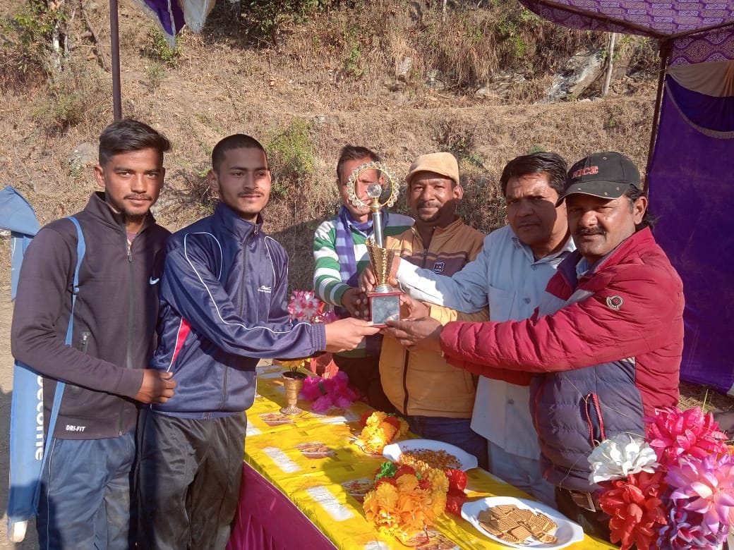 Cricket Trophy Wins in Garur