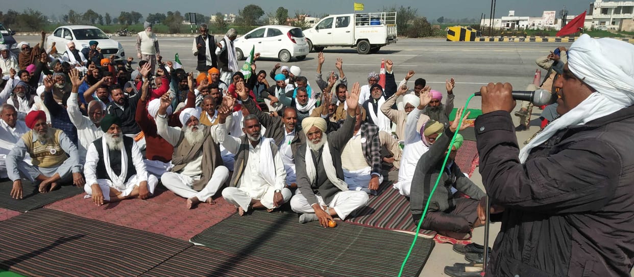 Farmers warn, if internet does not start today, tomorrow will encircle DC office