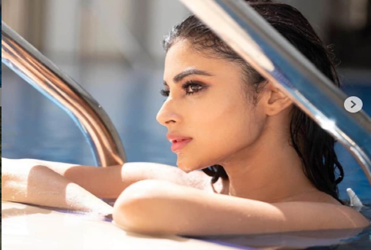 Actress Mouni Roy shares gorgeous pictures in white dress while swimming 