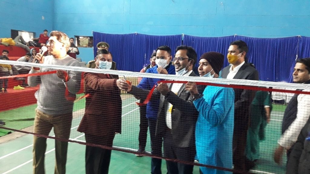 District administration team won badminton tournament