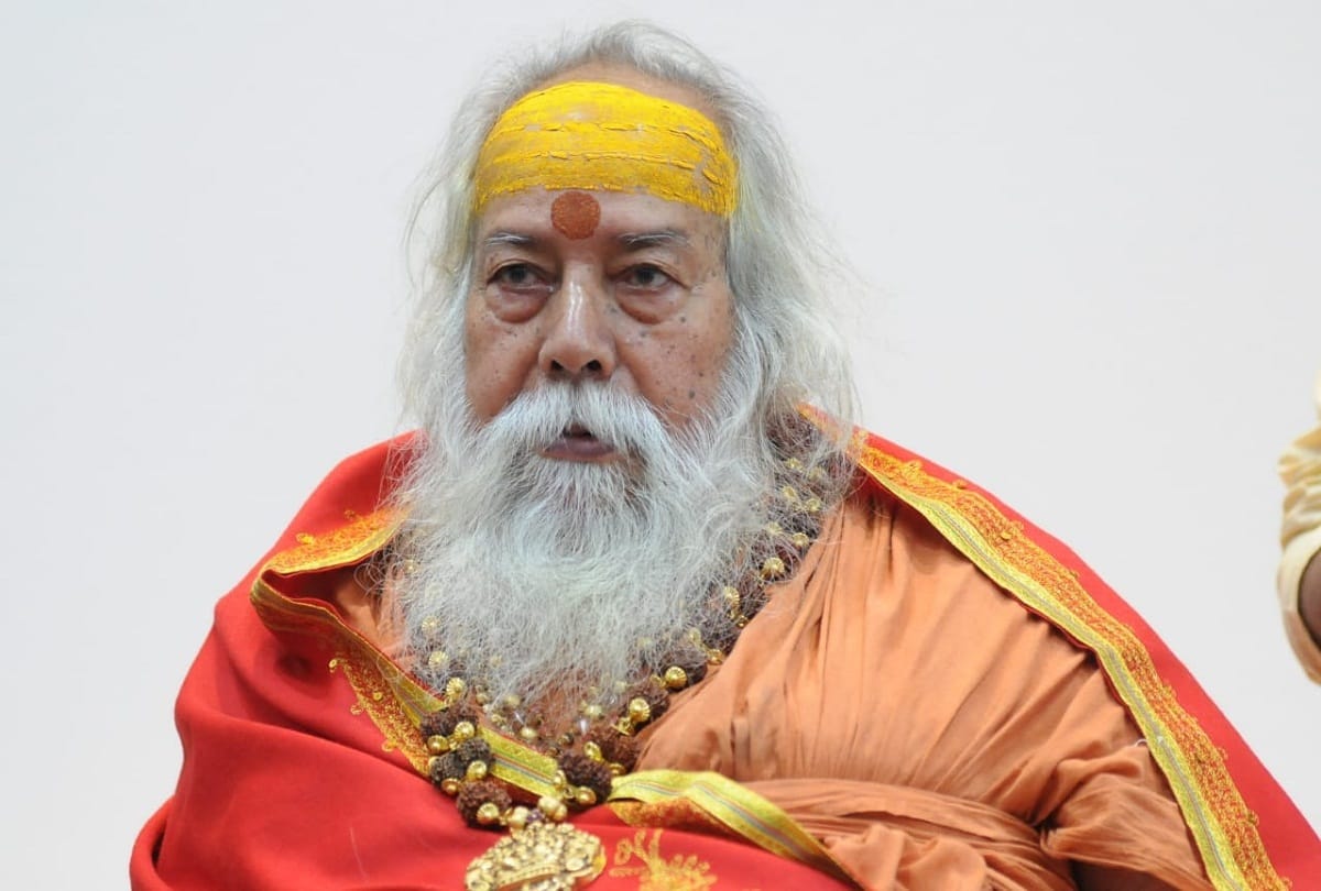 shankaracharya attacks on champat rai says ram temple trust chairman is irresponsible