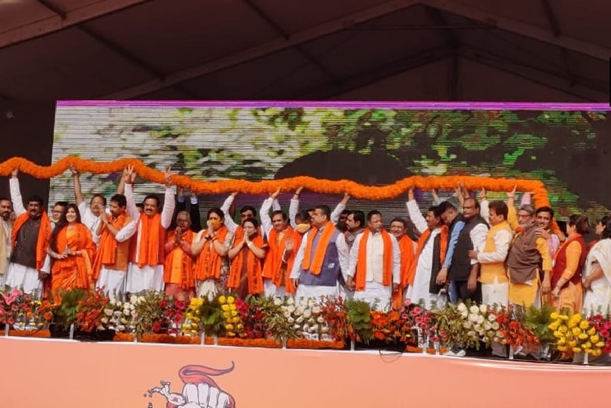 बंगाल में स्मृति ईरानी की रैली (फाइल फोटो)