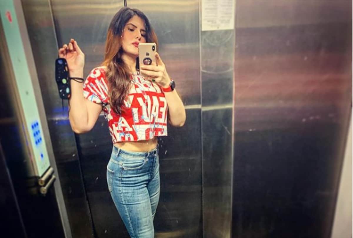 Zareen Khan pictures and looks goes viral on internet after her statement on Katrina Kaif 