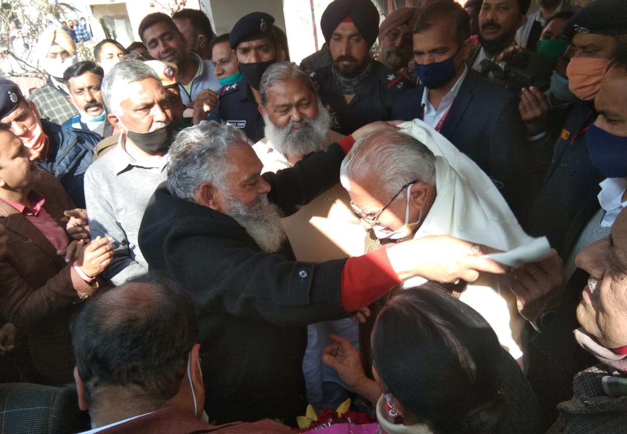 CM reached Ambala to know the condition of the Home Minister