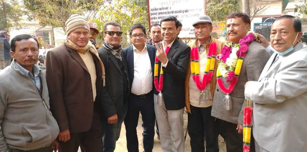 Vinod Bhatt becomes president of District Bar Association