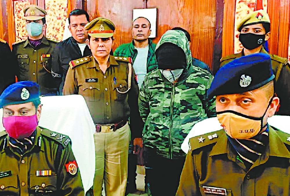 Kidnapper Preeti Mehra arrested in medical student kidnapping case of Gonda.