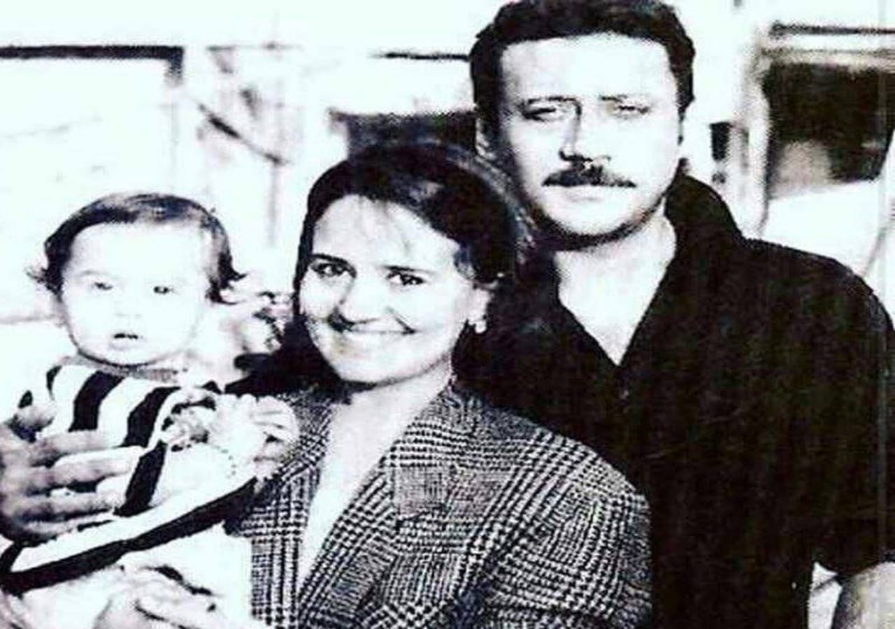 jackie shroff Ayesha shroff love marriage story