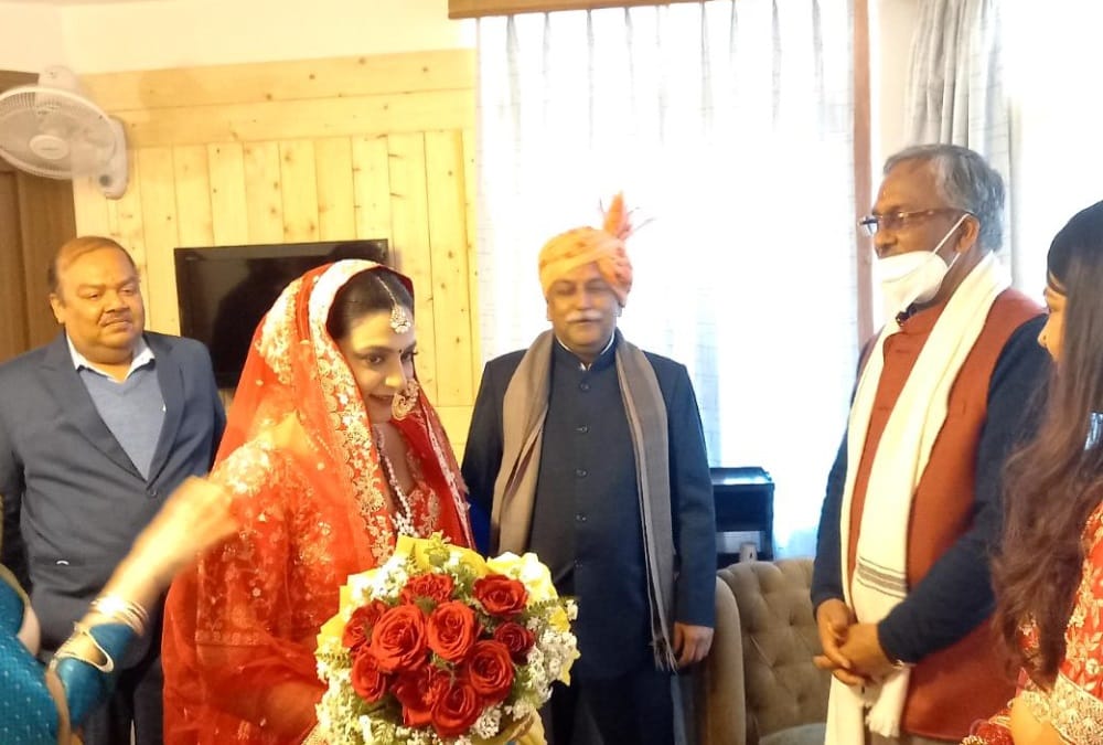 Inside the wedding of Malini Awasthi's son Adwitiya Awasthi, see pictures inside
