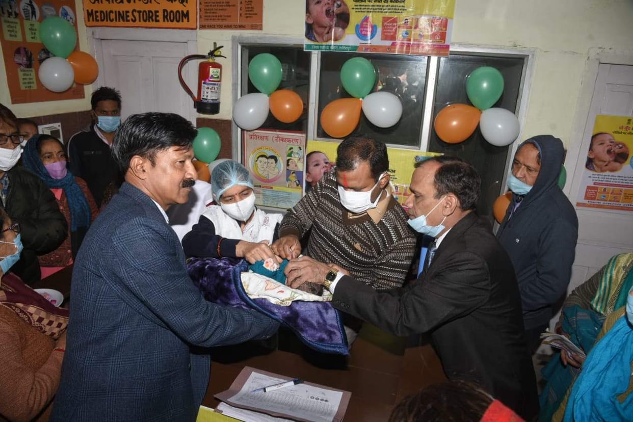 95950 childen taken polio drop