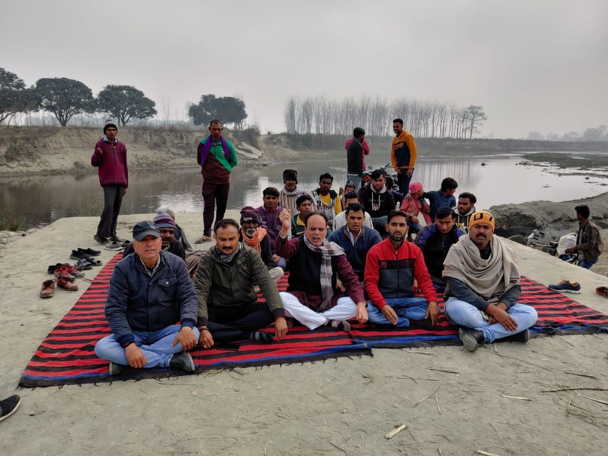 Strike on demand for bridge