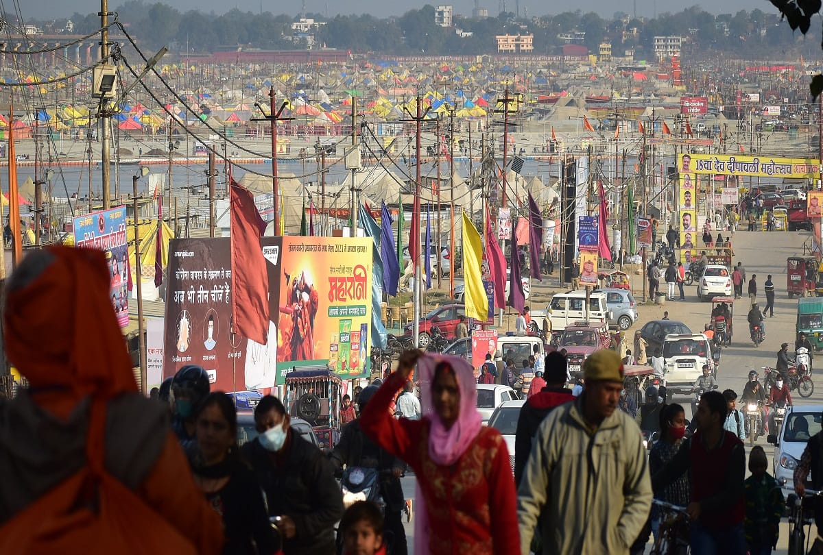 Prayagraj Magh Mela: Vehicle stand on the land of pilgrims in parade