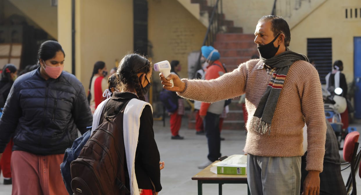 in corona, first day  9055 student reach in schol