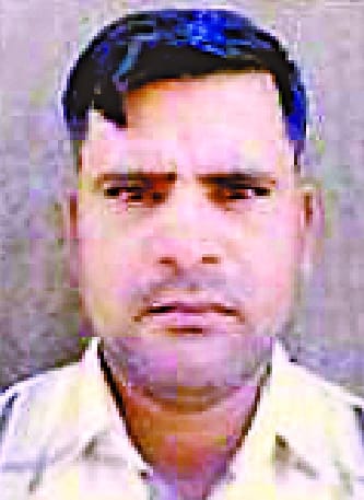 Prisoner escaping life sentence by escaping from Central jail wall