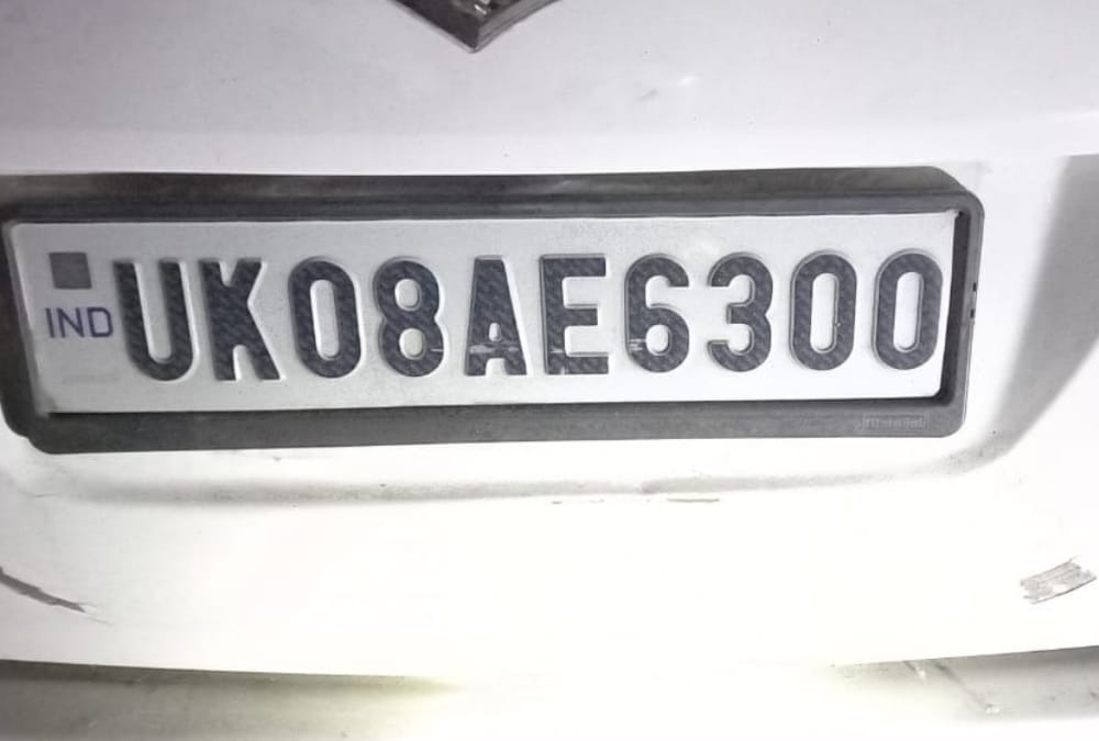 A car collied with a truck on Lucknow Prayagraj marg in Raebareli.