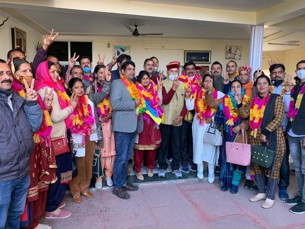 panchyat committee bamsan chairman and vice chairman elected in hamirpur