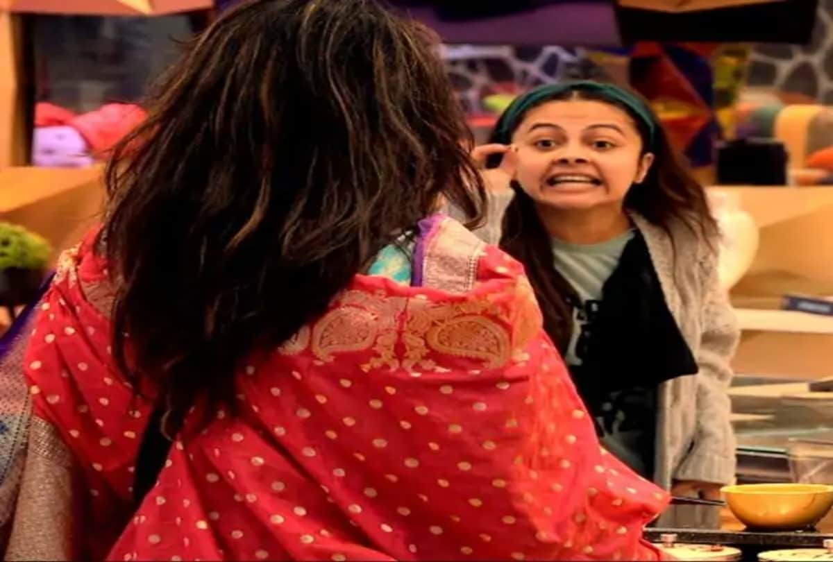 big boss 14 contestants cross the limits devoleena abuses arshi khan